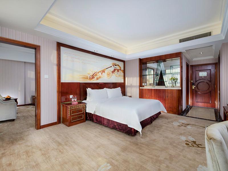 Vienna Hotel Shenzhen Pingshan Shenshan Road Экстерьер фото